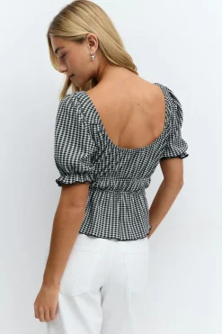 Puff sleeve top
