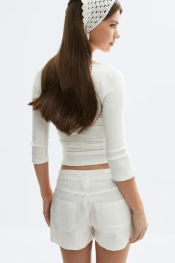 Quarter sleeve boatneck top