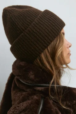 Rib beanie