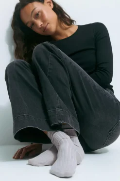 Ribbed socks
