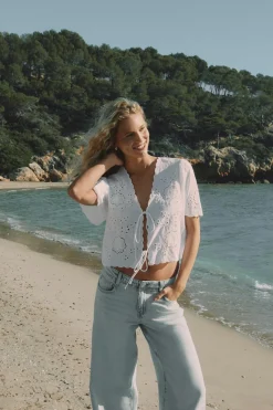 Scallop edge blouse