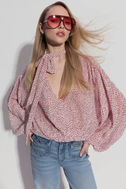 Scarf blouse