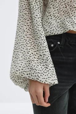 Scarf blouse