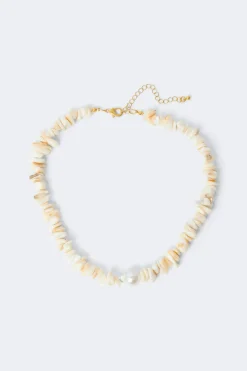 Sea pearl necklace