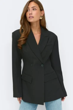 Shaped blazer