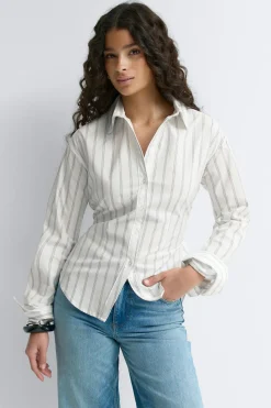 Shaped blouse