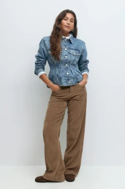 Shaped denim jacket