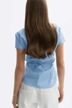 Shaped shirt