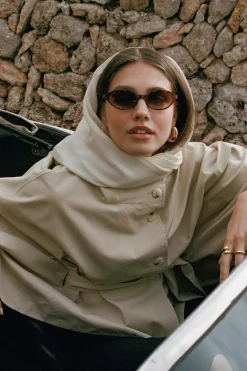 Short cape trench jacket