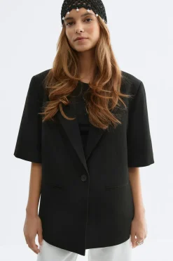 Short sleeve blazer