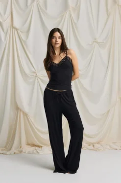 Soft lace loungewear singlet
