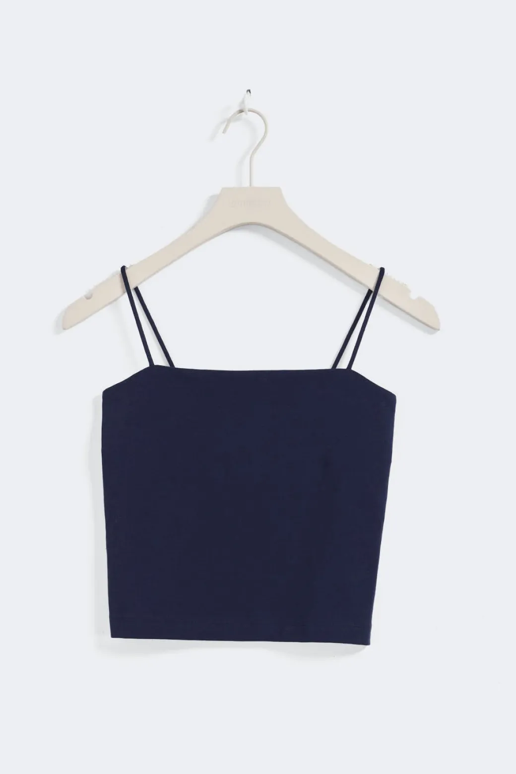 spaghetti strap singlet