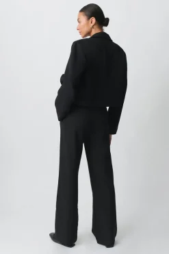 Straight regular trousers