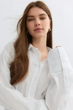 Structure shirt
