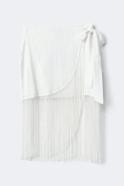 Structured skirt