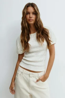 Textured puff sleeve top
