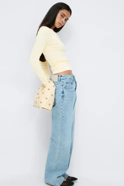 Tight fit long sleeve top