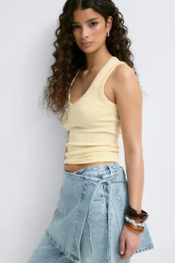 Tight v-neck rib tank