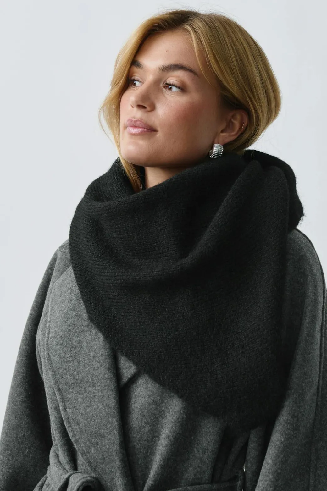 Triangle scarf