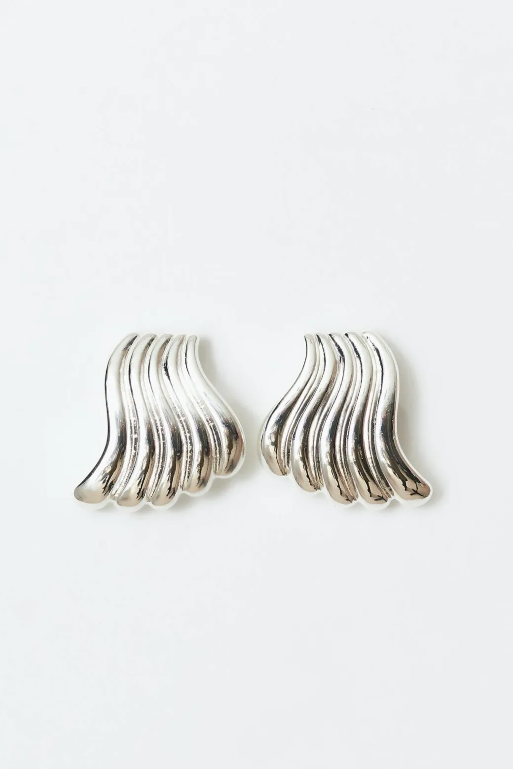 Wave earrings