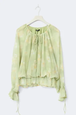 Wavy blouse