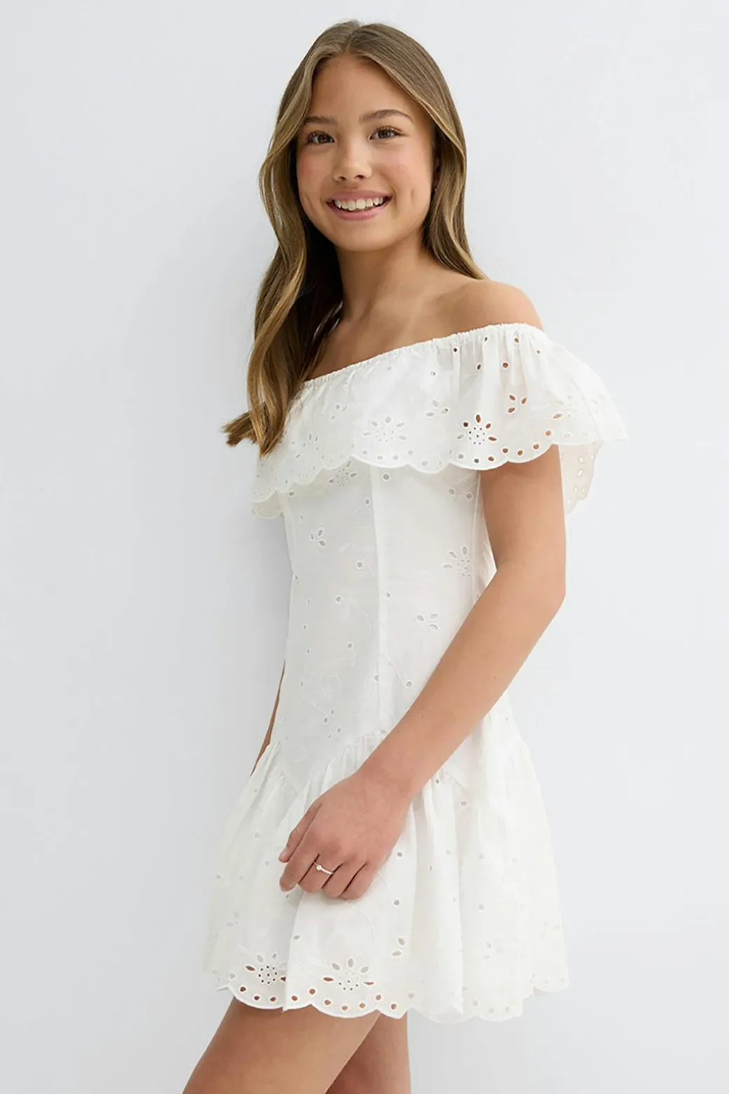 Y broderie dress