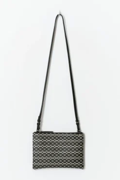 Y clutch bag