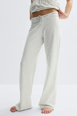 Y detail trousers