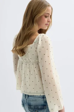 Y heart shape blouse