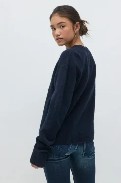 Y knitted sweater