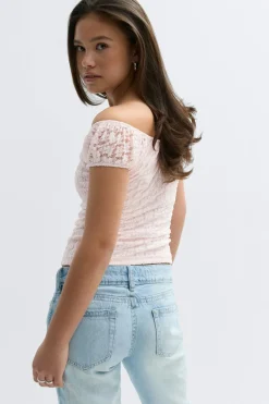Y lace ruched top