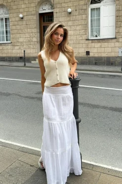 Y scandi maxi skirt