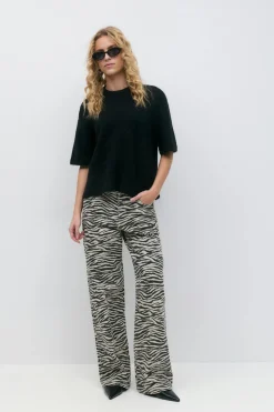 Zebra jeans